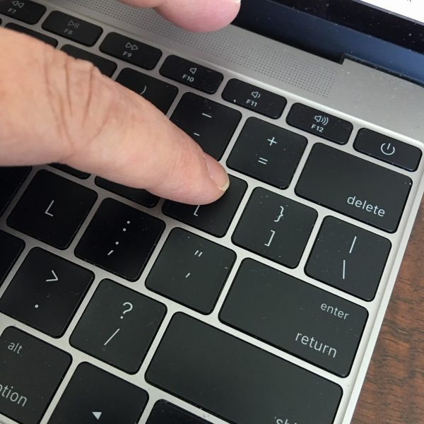 Right or Left Square Bracket Keys on a Mac